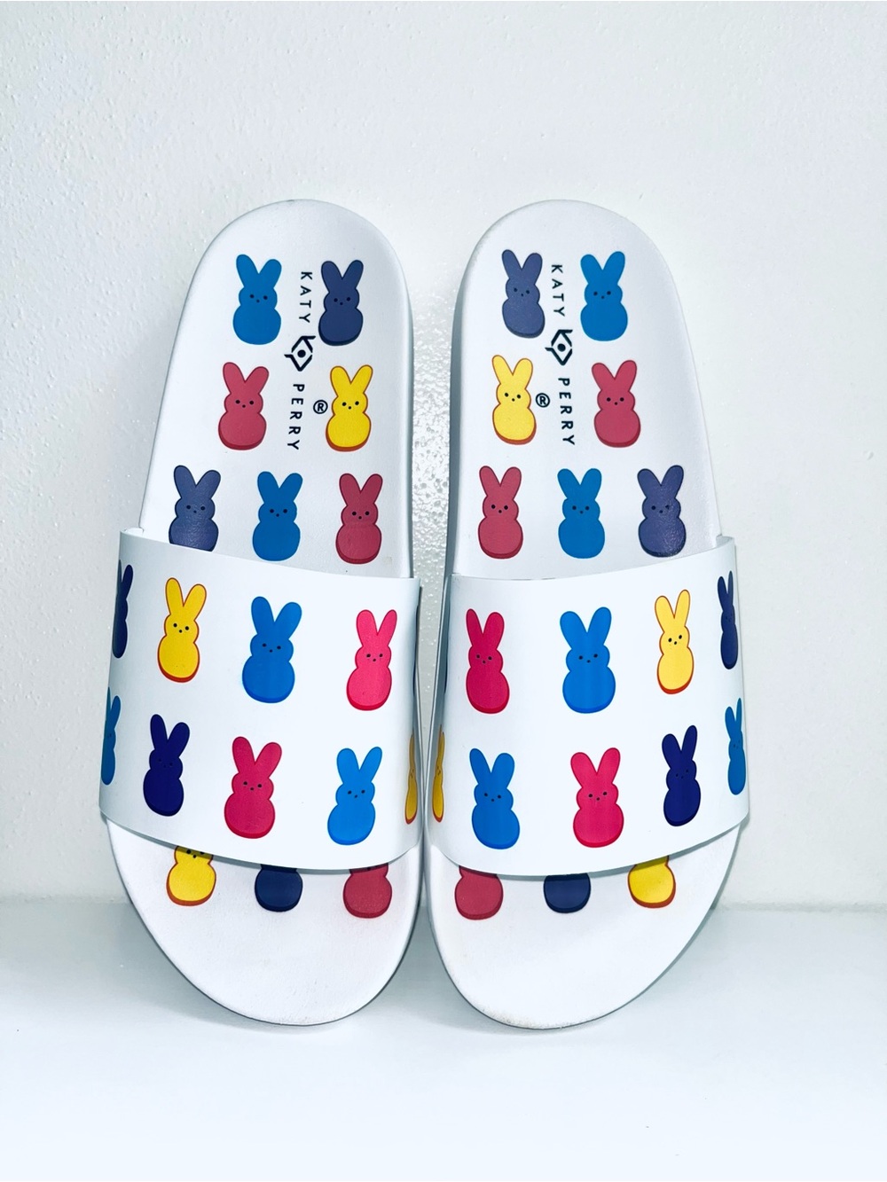 Katy Perry Collections X Peeps Bunny Slides Sandals Round Toe Wht/Mul EUC SZ 11